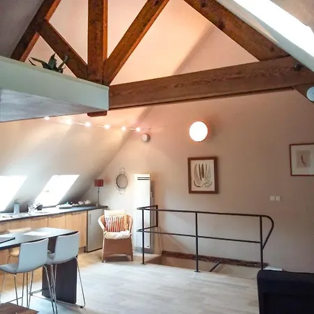 Les Hauts De La Cluse 4*